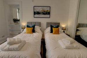 Katil atau katil-katil dalam bilik di Bright and stylish one bedroom apartment