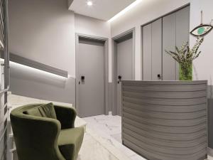 Ein Sitzbereich in der Unterkunft Athens City View Urban Suites