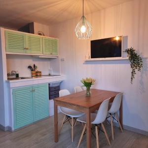 Kuchyň nebo kuchyňský kout v ubytování Your holidays apartment