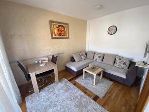 Ruang duduk di Apartman Bojanic +5 gambar