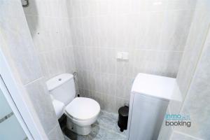 Koupelna v ubytování Loft Alboran Salou, climatizado, piscina y wifi