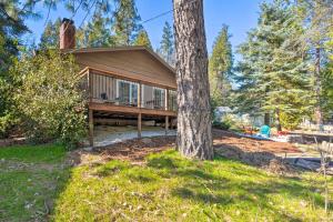 Gallery image of Cabin with Deck Located in The Sherwood Forest! in Twain Harte