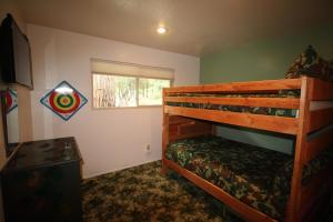 Gallery image of Cedar Mountain Lodge in Oakhurst