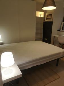 Llit o llits en una habitació de Vive Vitoria en el Parque del Prado! U2