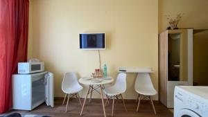 TV a/nebo společenská místnost v ubytování AFRODITA I 108 Studio Sunny Beach