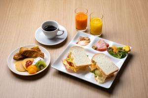 Pilihan sarapan tersedia untuk tetamu di hotel H2 TRIP&BUSINESS NAGASAKI