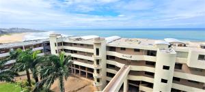 Ảnh trong thư viện ảnh của Santorini 205B ở Margate +10 ảnh