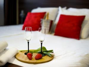 Posteľ alebo postele v izbe v ubytovaní Hotel Dąbrowski