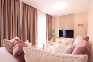 Telewizja i/lub zestaw kina domowego w obiekcie D-Palace-Adriatic