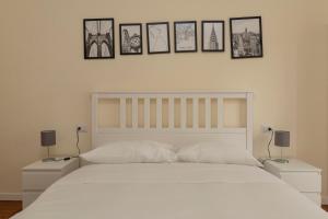 Posteľ alebo postele v izbe v ubytovaní JOIVY Modern 2bed flat with balcony, 250m from M5 Foppa and M2 Sant'Agostino