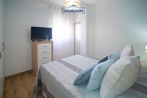 Μια τηλεόραση ή/και κέντρο ψυχαγωγίας στο Apartamento Aránzazu playa