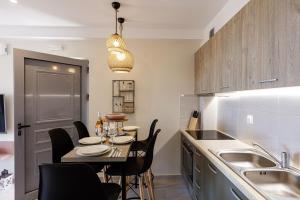A kitchen or kitchenette at Villa Zoe , south Crete , Triopetra