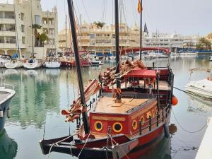 Fotografia z galérie ubytovania Estudio DELUXE A ESTRENAR v destinácii Benalmádena