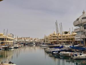 Fotografia z galérie ubytovania Estudio DELUXE A ESTRENAR v destinácii Benalmádena