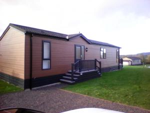 Το κτήριο όπου στεγάζεται  η παραθεριστική κατοικία