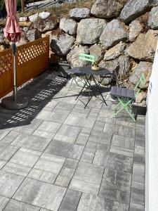 Zdjęcie z galerii obiektu Schönes Apartment mit Terrasse, mitten im Grünen Stattegg w mieście Stattegg