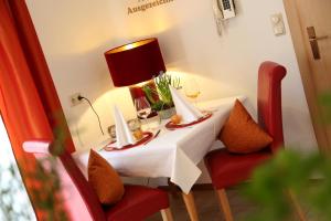 A seating area at Berghotel Hois