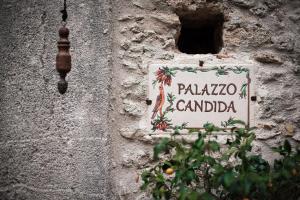 Certifikát, hodnocení, plakát nebo jiný dokument vystavený v ubytování Palazzo Candida B&B