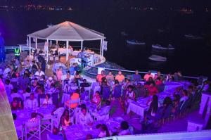 Hosté ubytování Falucho Paradise Beach + 37 fotografií
