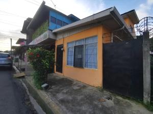 Edificio en el que se encuentra el apartamento