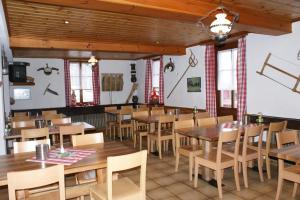 מסעדה או מקום אחר לאכול בו ב-Hotel Aletsch