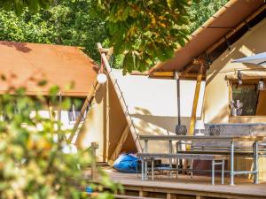Gallery image of Lodge Holidays - Vrijhaven Heeg in Heeg