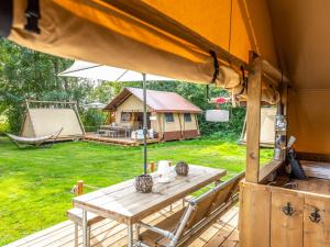 Gallery image of Lodge Holidays - Vrijhaven Heeg in Heeg
