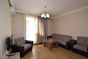 Кът за сядане в Apartment for guest A1