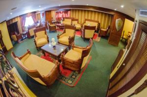 an overhead view of a room with chairs and tables at Hotel Windsor Barranquilla in Barranquilla +47 photos