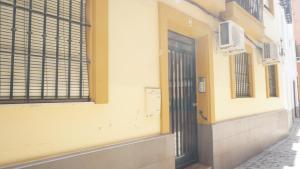 Galeriebild der Unterkunft RentalSevilla Luminoso apartamento en pleno centro in Sevilla