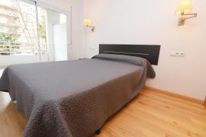 Posteľ alebo postele v izbe v ubytovaní COSTA DAURADA APARTAMENTS - Royal 104 Luxe