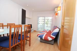 Posedenie v ubytovaní COSTA DAURADA APARTAMENTS - Royal 104 Luxe