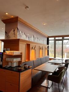 Restavracija oz. druge možnosti za prehrano v nastanitvi SCOTTY & PAUL Hotel Deggendorf