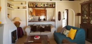 A seating area at Strandnahe Wohnung mit Meerblick