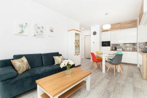 Kuchyňa alebo kuchynka v ubytovaní Deluxe Apartments Sucha Gdańsk by Noclegi Renters