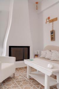 Istumisnurk majutusasutuses Endless Blue from Syros - Fabrika Resort - House 1