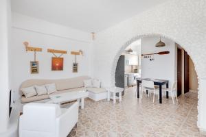 Istumisnurk majutusasutuses Endless Blue from Syros - Fabrika Resort - House 1