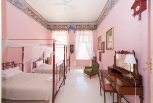 Gallery image of Villa Maria-Syros in Ermoupoli +155 photos