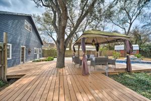 Gallery image of Spacious Abode, Walk to Texas Heroes Square! in Gonzales