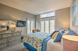 Gallery image of Wintergreen Resort Mountain Condo with Pool Access! in Lyndhurst