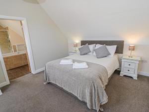 Gallery image of Oak Cottage in Rochdale