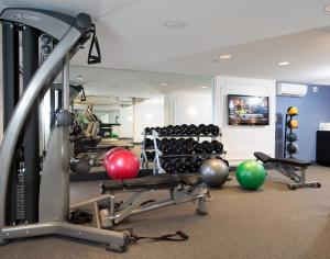 Posilňovňa alebo fitness centrum v ubytovaní Capitol Hill Hotel