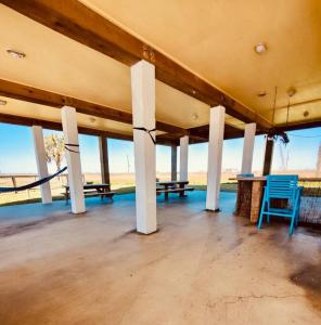 Balkon oz. terasa v nastanitvi Sunny Delight - Sleeps 10 - Generous Space!