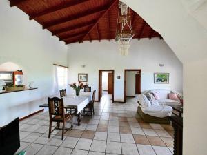 Gallery image of VILLA COLIBRI in Mon Repos