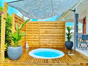 Fotografie z fotogalerie ubytování Lodge Sopraia Jardin-spacieux- Jacuzzi- Proche aéroport v destinaci Les Abymes