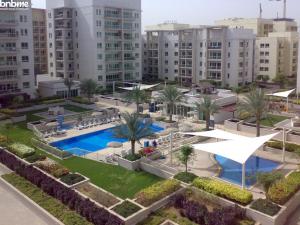 Gallery image of bnbmehomes - Spectacular 1BR - Community View - 302 in Dubai