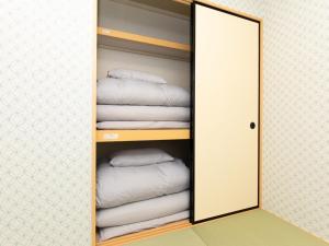 Двухъярусная кровать или двухъярусные кровати в номере Kinugawa Station Front room D