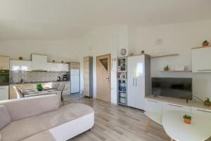 Kuchyň nebo kuchyňský kout v ubytování Apartment Marija