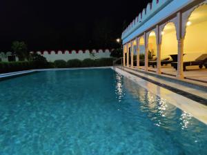 Bassein majutusasutuses Satyam Palace Resort või selle lähedal