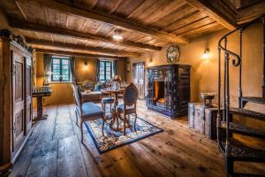 Hodkovice nad MohelkouRESORT KOVÁRNA - Frýdštejn - stylové ubytování, luxusní wellness, zážitková restaurace的相册照片